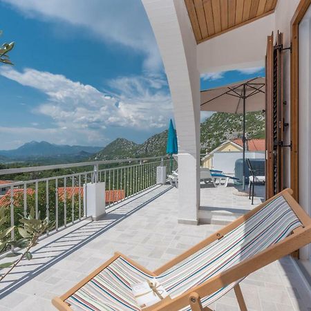Holiday Home Horizonte With Jacuzzi Gornja Brela ภายนอก รูปภาพ