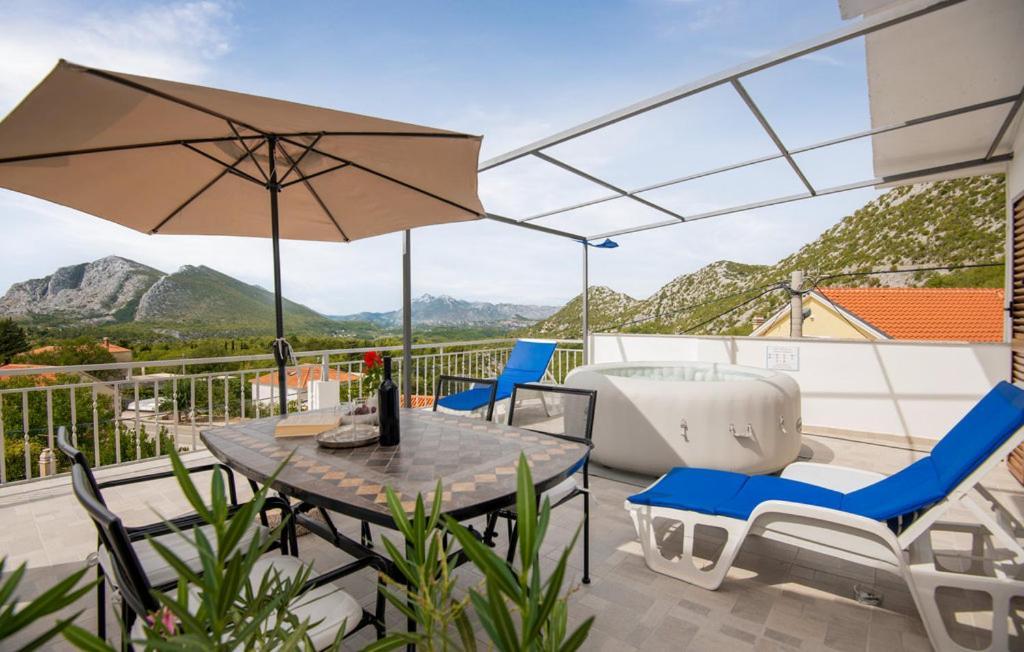 Holiday Home Horizonte With Jacuzzi Gornja Brela ภายนอก รูปภาพ