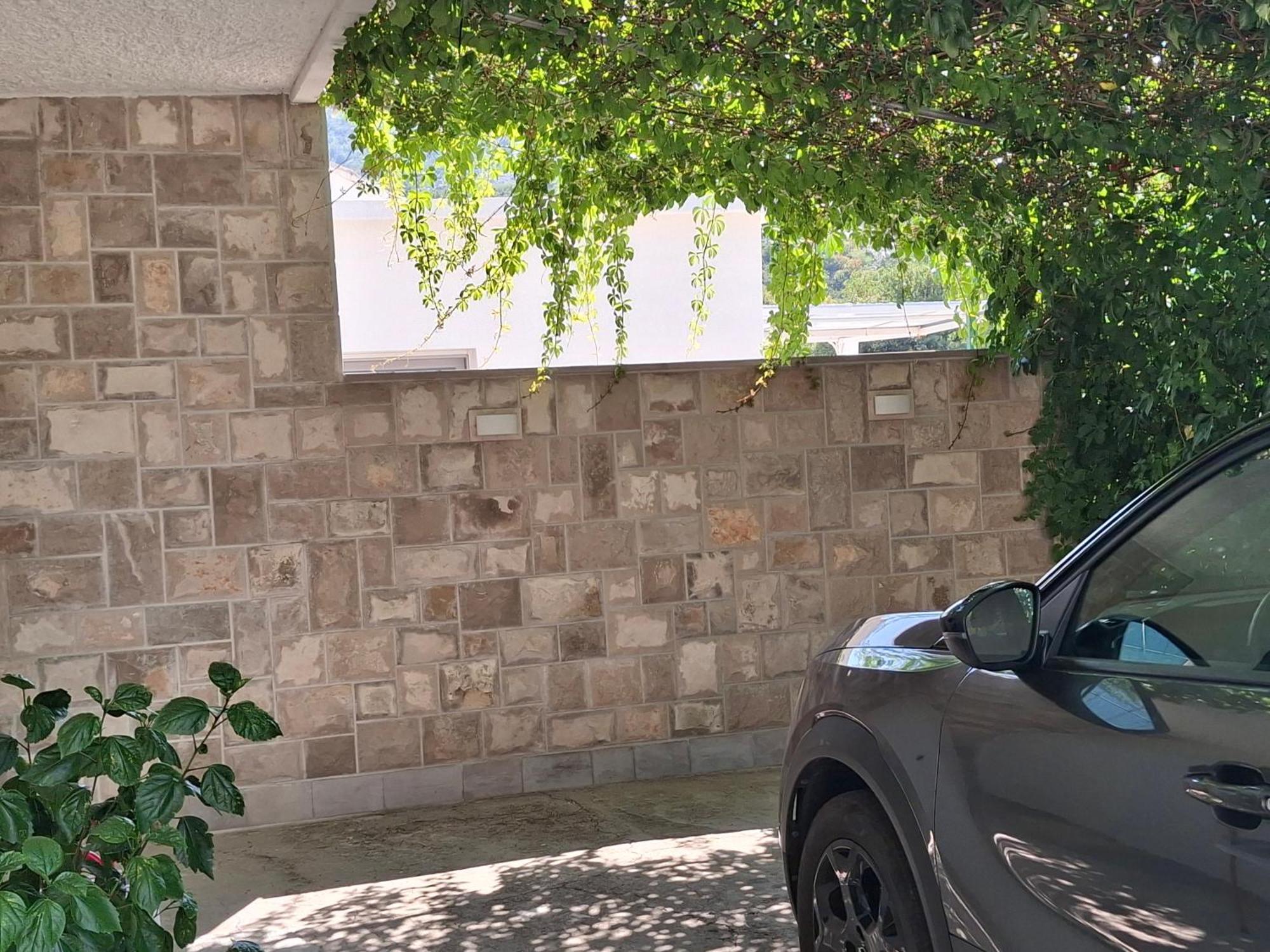 Holiday Home Horizonte With Jacuzzi Gornja Brela ภายนอก รูปภาพ